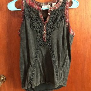Buckle tank top